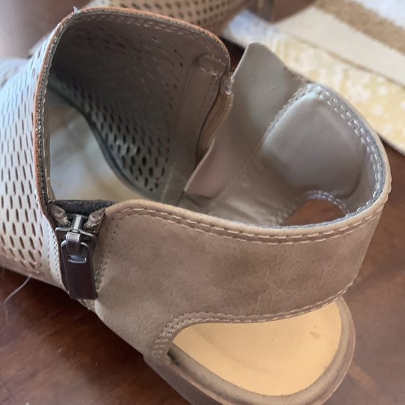 Soda Shoes - Picture 4 of 9